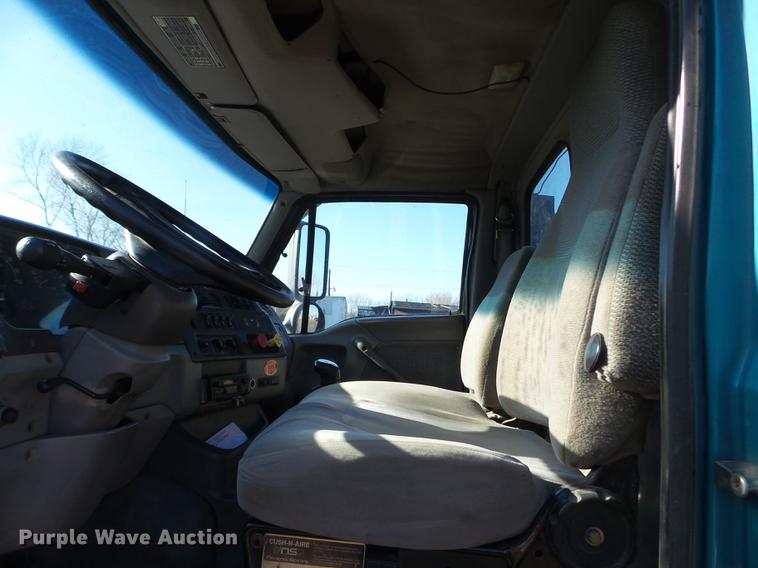 image for item FM9279 2000 Sterling A-Line semi truck