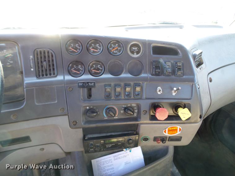 image for item FM9279 2000 Sterling A-Line semi truck