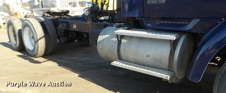 image for item FM9279 2000 Sterling A-Line semi truck