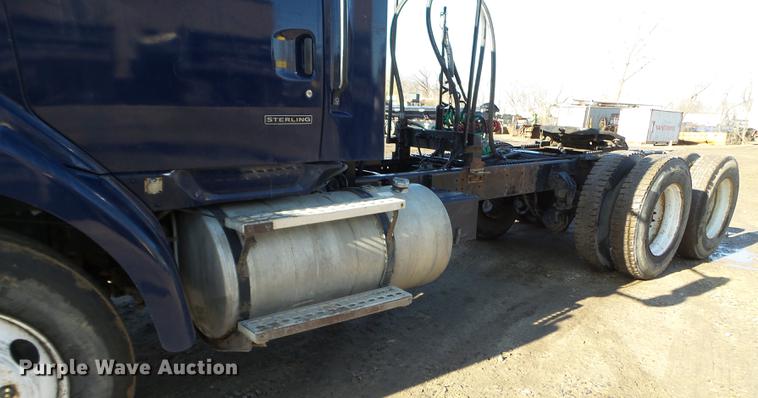 image for item FM9279 2000 Sterling A-Line semi truck