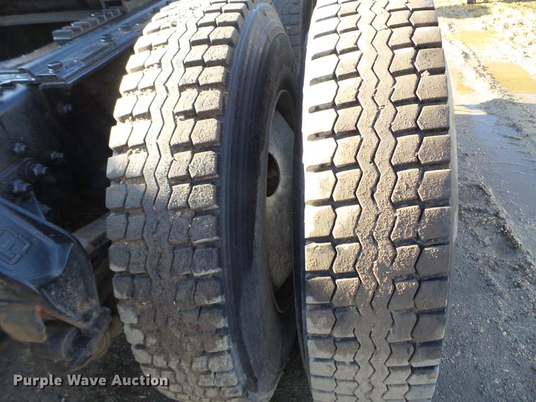 image for item FM9279 2000 Sterling A-Line semi truck