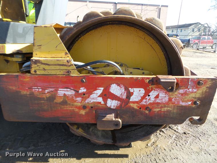 image for item FM9280 1991 Dynapac CA251 single drum roller