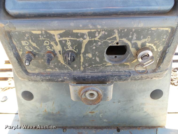 image for item FM9281 2001 Komatsu D41P-6 dozer