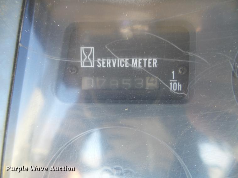 image for item FM9281 2001 Komatsu D41P-6 dozer