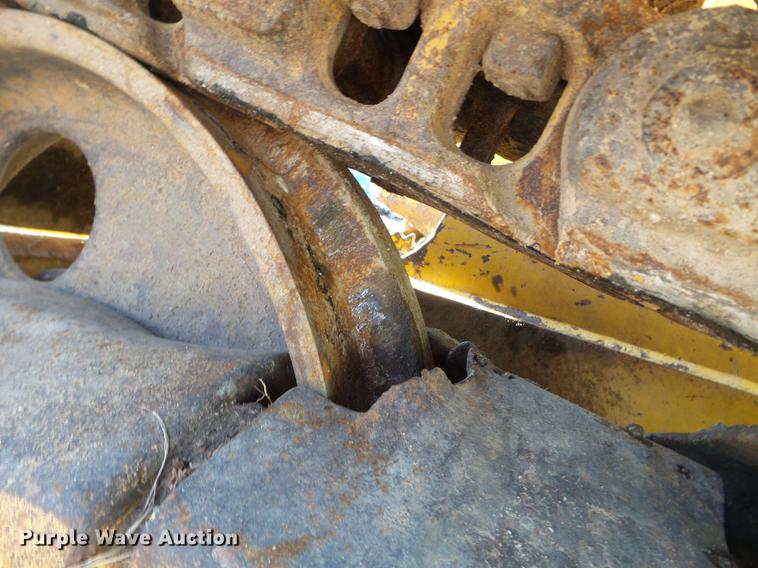 image for item FM9281 2001 Komatsu D41P-6 dozer