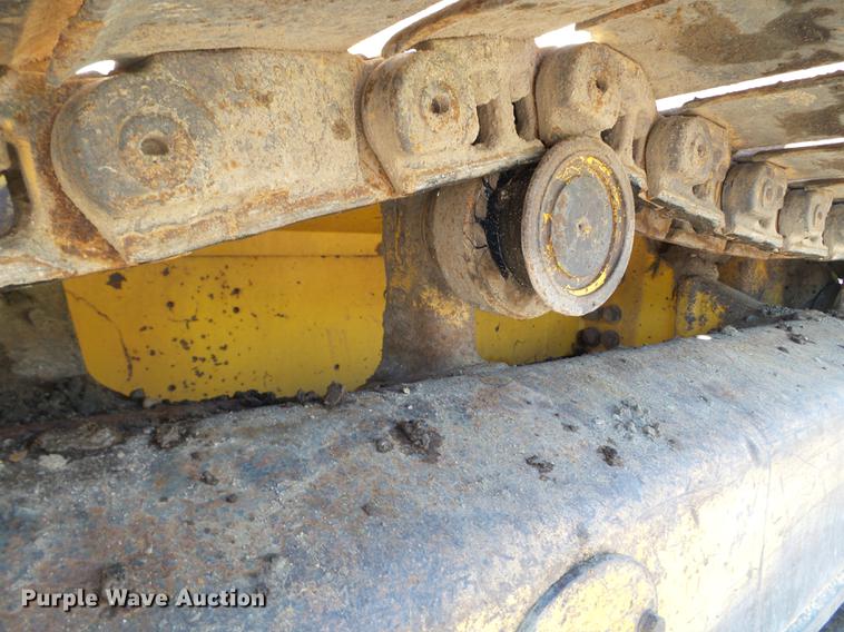 image for item FM9281 2001 Komatsu D41P-6 dozer