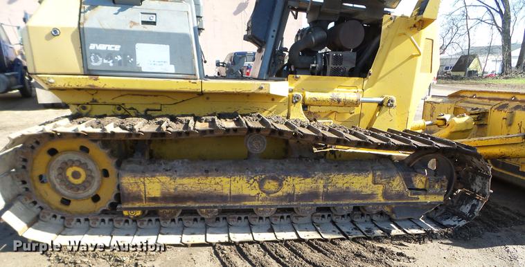 image for item FM9281 2001 Komatsu D41P-6 dozer