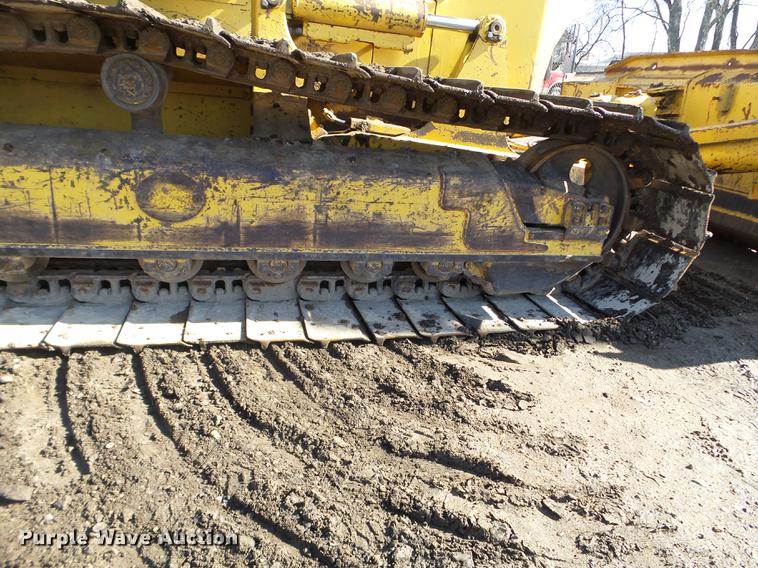 image for item FM9281 2001 Komatsu D41P-6 dozer