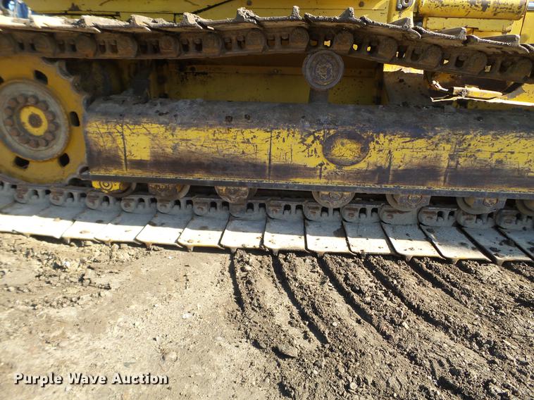 image for item FM9281 2001 Komatsu D41P-6 dozer