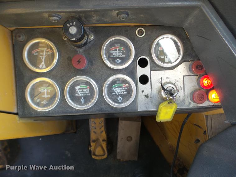 image for item FM9282 1989 Fiat-Allis FR12B wheel loader