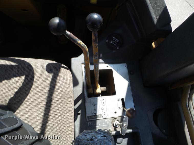 image for item FM9282 1989 Fiat-Allis FR12B wheel loader