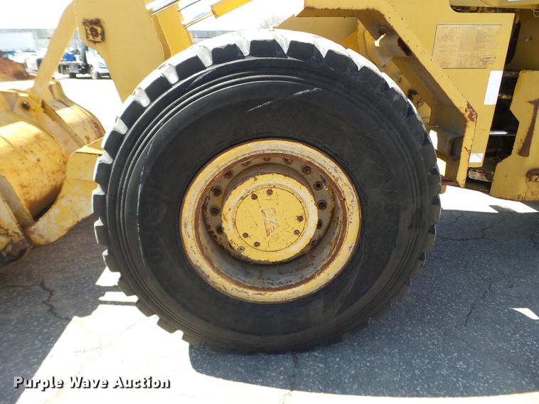 image for item FM9282 1989 Fiat-Allis FR12B wheel loader