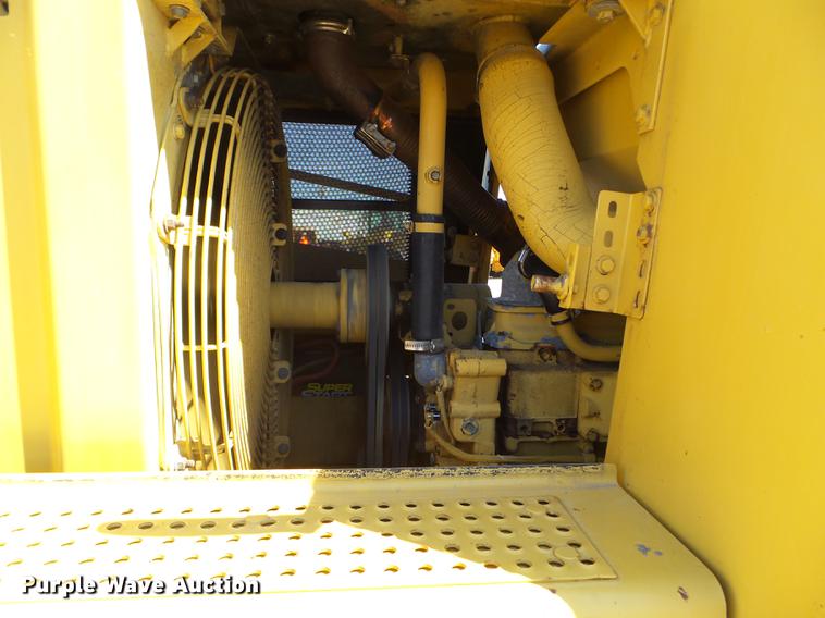 image for item FM9283 1989 Caterpillar 953 track loader