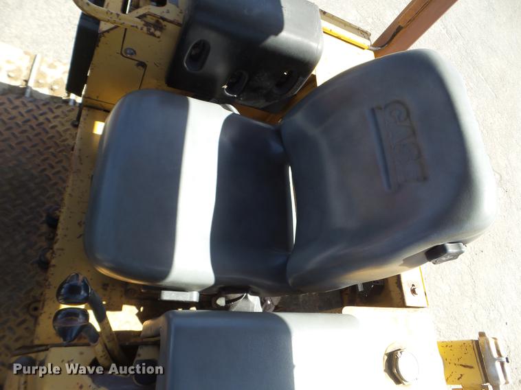 image for item FM9284 1992 Case 550E dozer