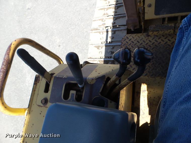 image for item FM9284 1992 Case 550E dozer