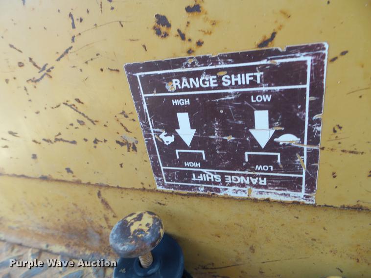 image for item FM9284 1992 Case 550E dozer