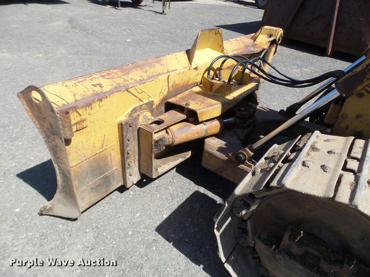 image for item FM9284 1992 Case 550E dozer