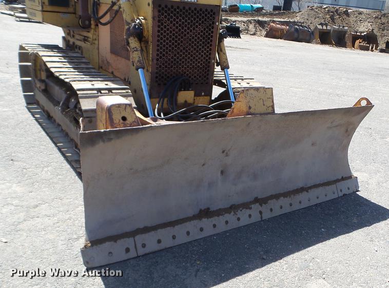 image for item FM9284 1992 Case 550E dozer