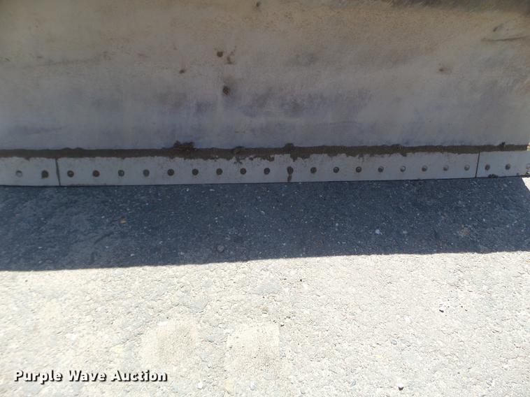 image for item FM9284 1992 Case 550E dozer