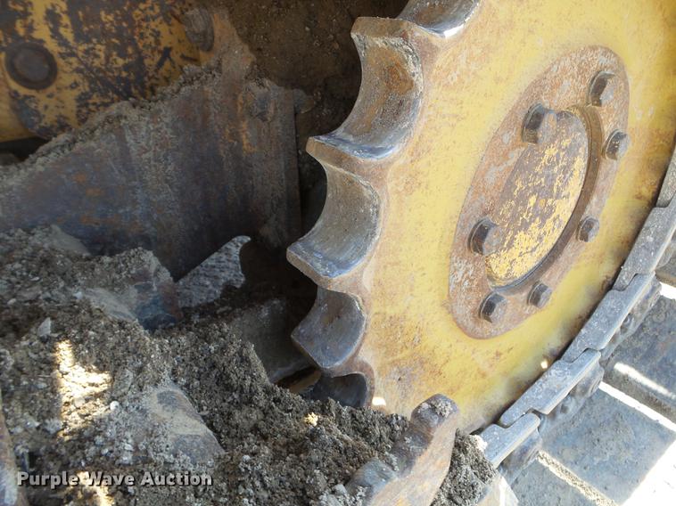 image for item FM9284 1992 Case 550E dozer