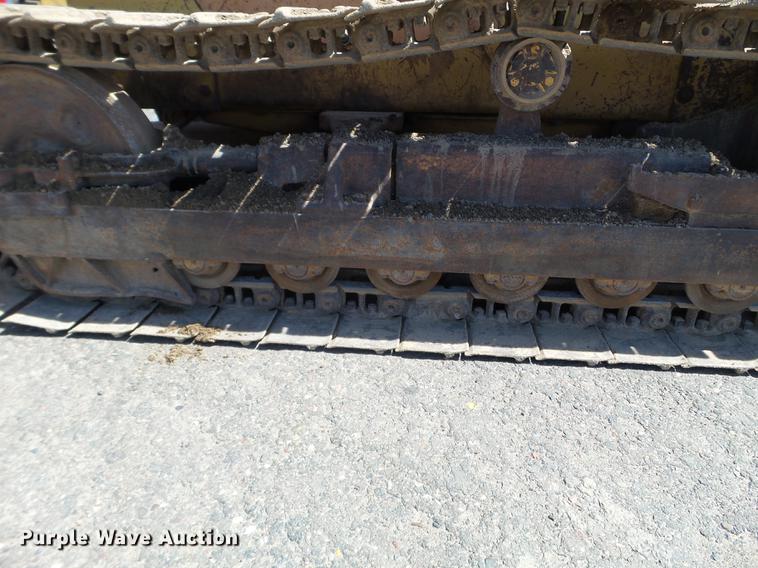 image for item FM9284 1992 Case 550E dozer