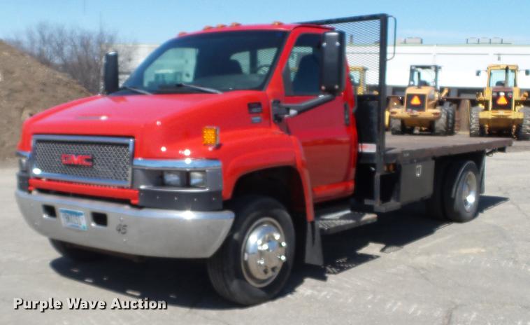 image for item FM9285 2003 GMC C4500 flatbed truck