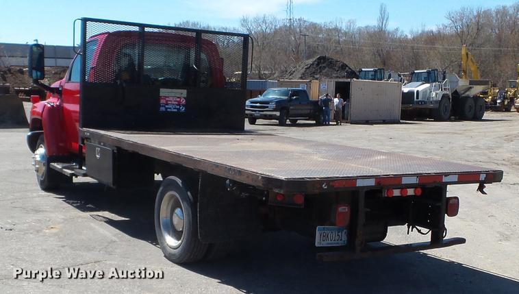 image for item FM9285 2003 GMC C4500 flatbed truck