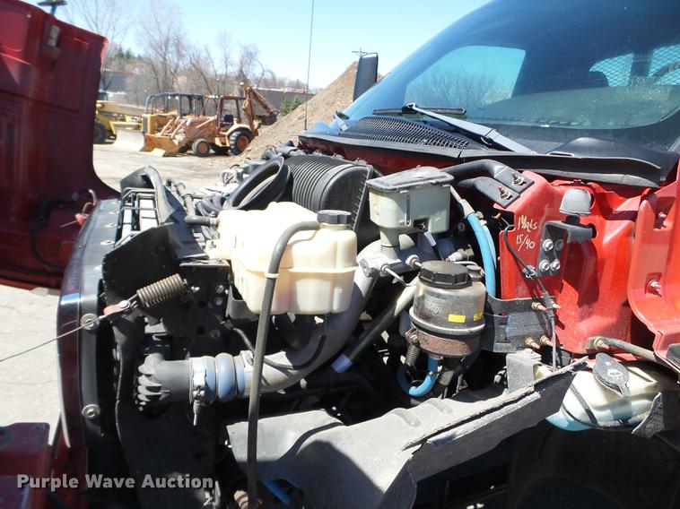 image for item FM9285 2003 GMC C4500 flatbed truck