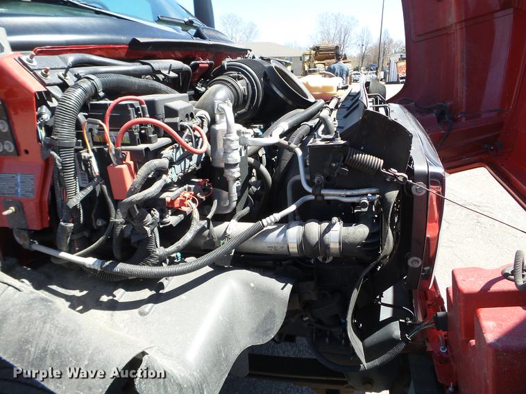 image for item FM9285 2003 GMC C4500 flatbed truck