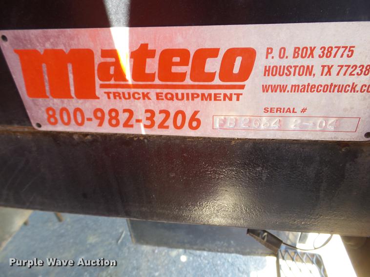 image for item FM9285 2003 GMC C4500 flatbed truck