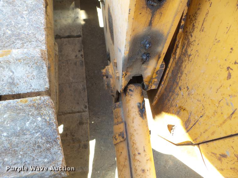 image for item FM9286 2001 Case 850H dozer