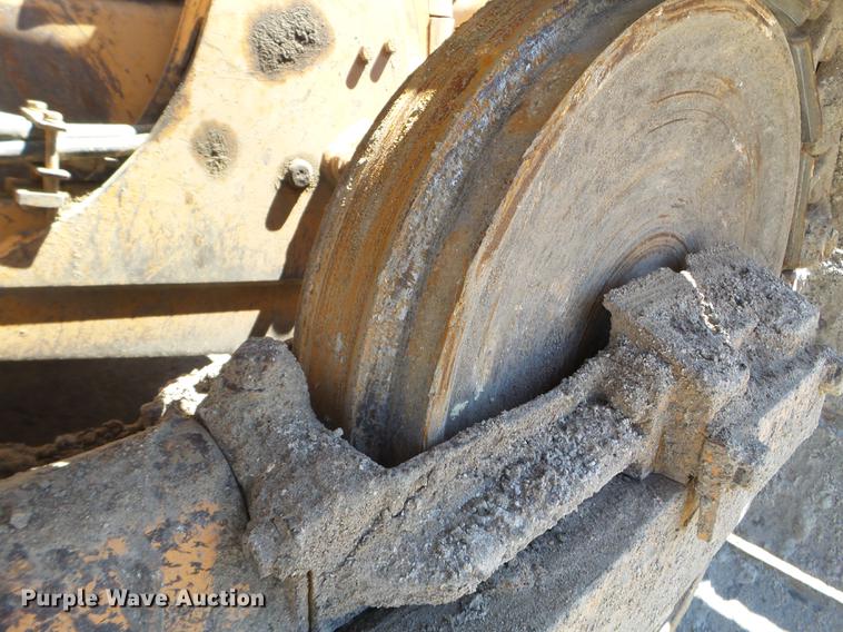 image for item FM9286 2001 Case 850H dozer