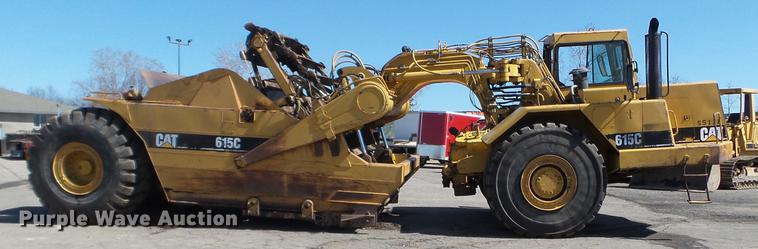 image for item FM9289 1994 Caterpillar 615C Series II elevating scraper