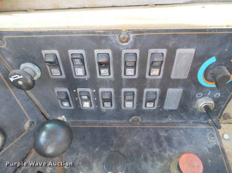 image for item FM9289 1994 Caterpillar 615C Series II elevating scraper