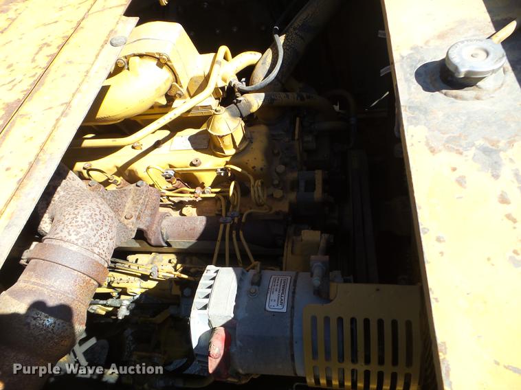 image for item FM9289 1994 Caterpillar 615C Series II elevating scraper