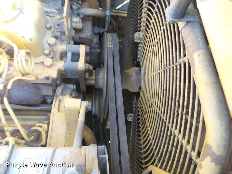 image for item FM9289 1994 Caterpillar 615C Series II elevating scraper