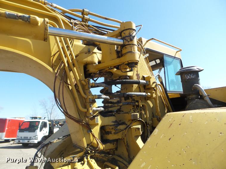 image for item FM9289 1994 Caterpillar 615C Series II elevating scraper