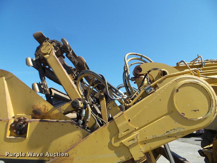 image for item FM9289 1994 Caterpillar 615C Series II elevating scraper