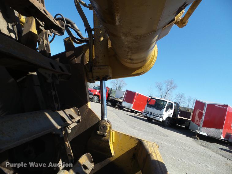 image for item FM9289 1994 Caterpillar 615C Series II elevating scraper
