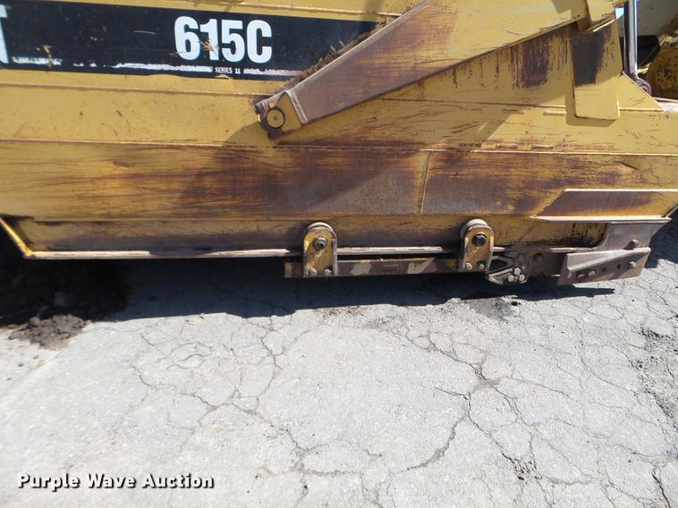 image for item FM9289 1994 Caterpillar 615C Series II elevating scraper
