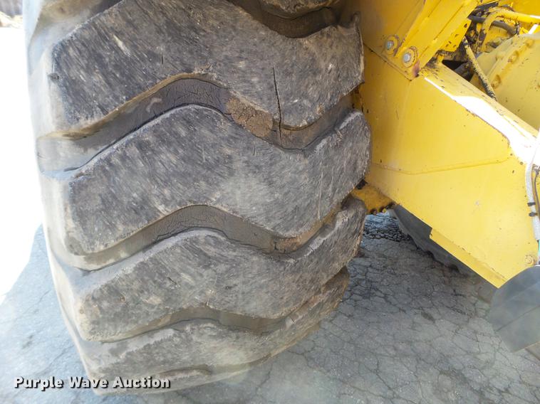 image for item FM9289 1994 Caterpillar 615C Series II elevating scraper