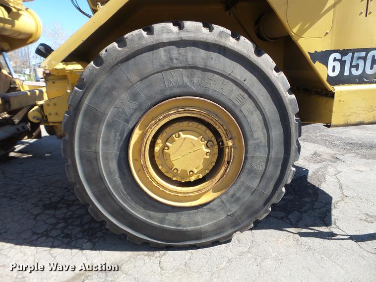 image for item FM9289 1994 Caterpillar 615C Series II elevating scraper