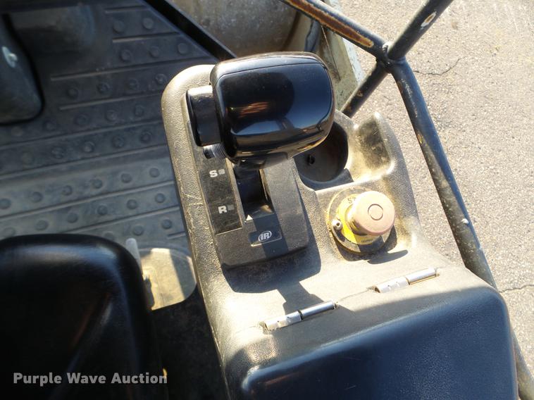 image for item FM9290 2004 Ingersoll Rand SD-116DX-TF single drum vibratory roller