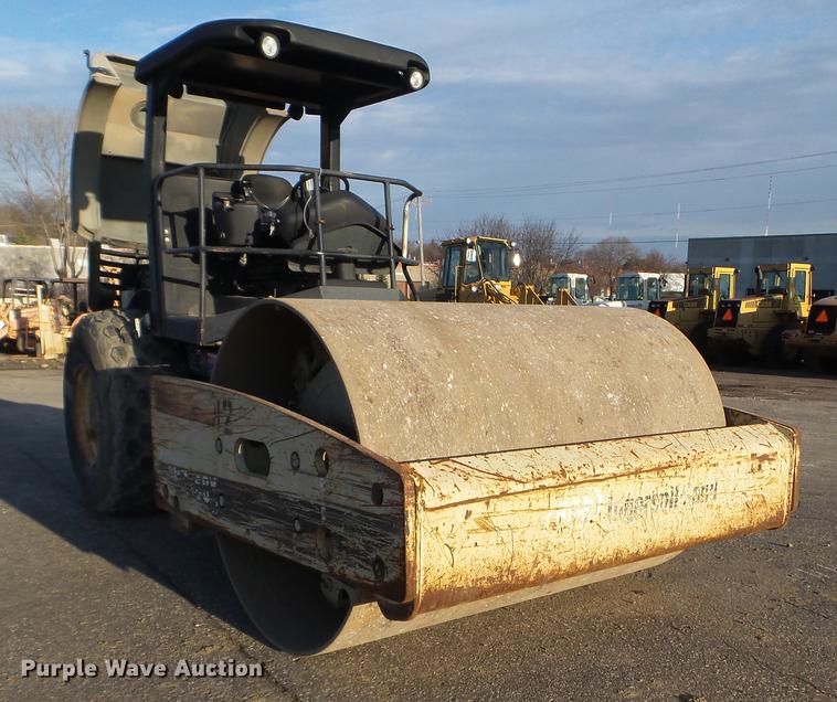 image for item FM9290 2004 Ingersoll Rand SD-116DX-TF single drum vibratory roller