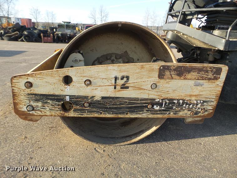 image for item FM9290 2004 Ingersoll Rand SD-116DX-TF single drum vibratory roller