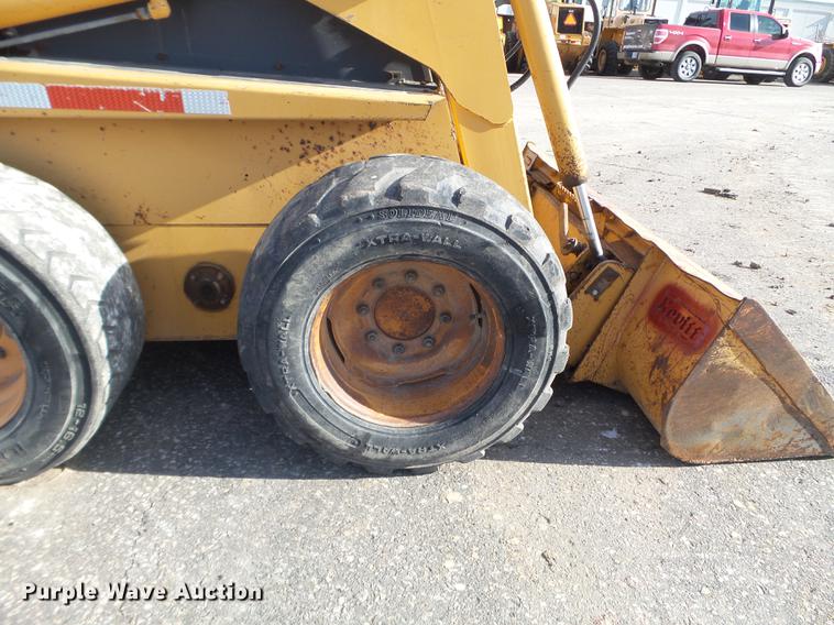 image for item FM9293 1995 Case 1845C skid steer