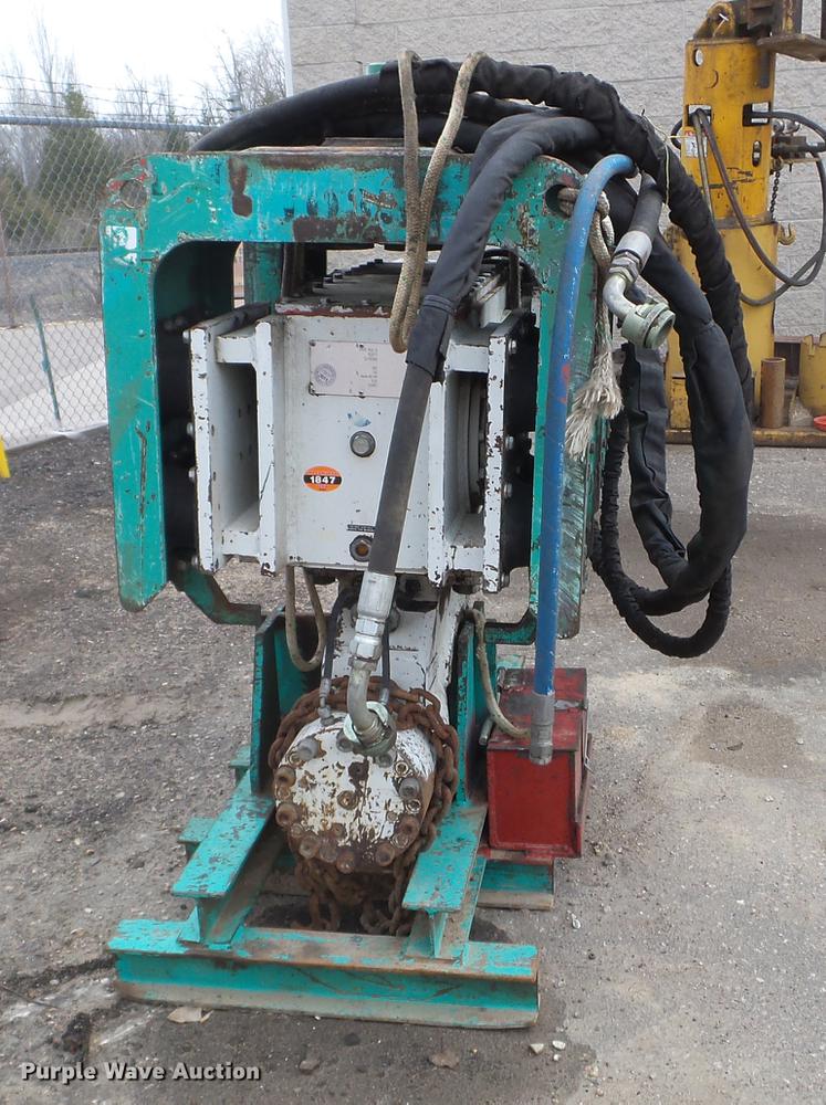 image for item FM9306 2010 ABI HVR 100Z vibratory pile installer