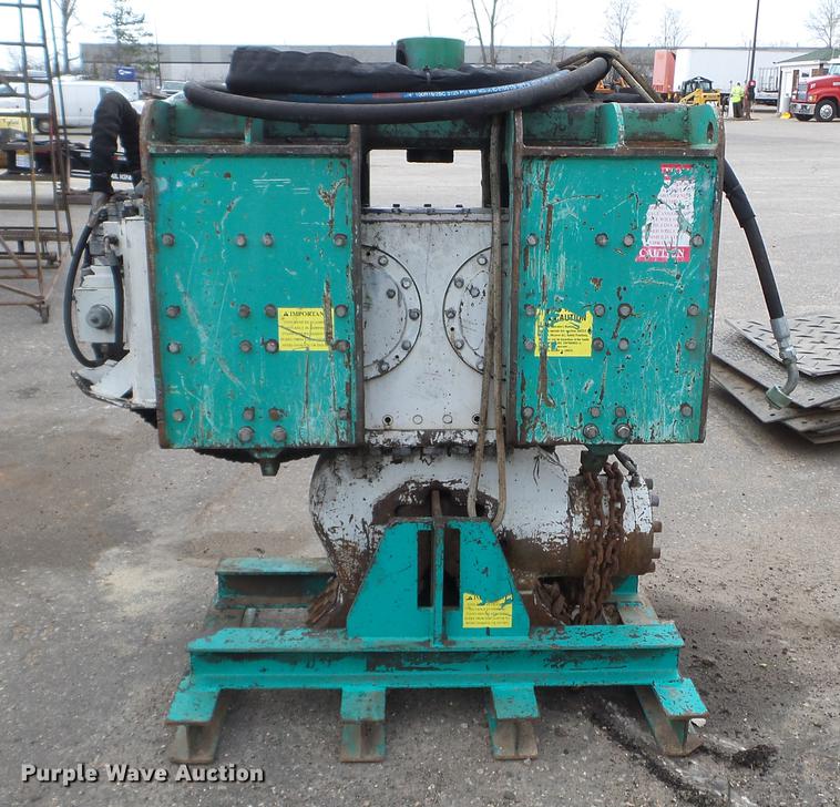 image for item FM9306 2010 ABI HVR 100Z vibratory pile installer