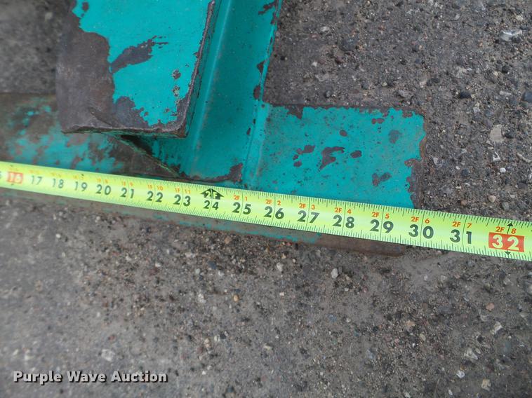 image for item FM9306 2010 ABI HVR 100Z vibratory pile installer