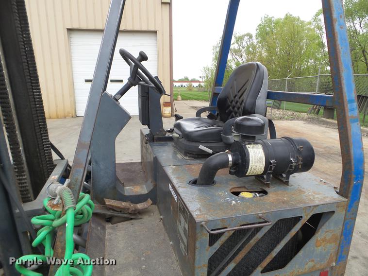 image for item FM9337 1997 Princeton D50 piggyback forklift